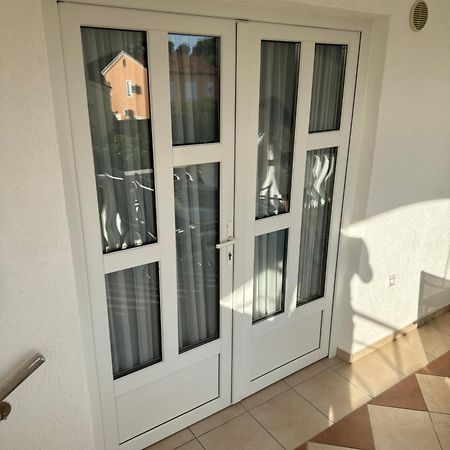 Apartman J&B Apartment Vir Exterior foto