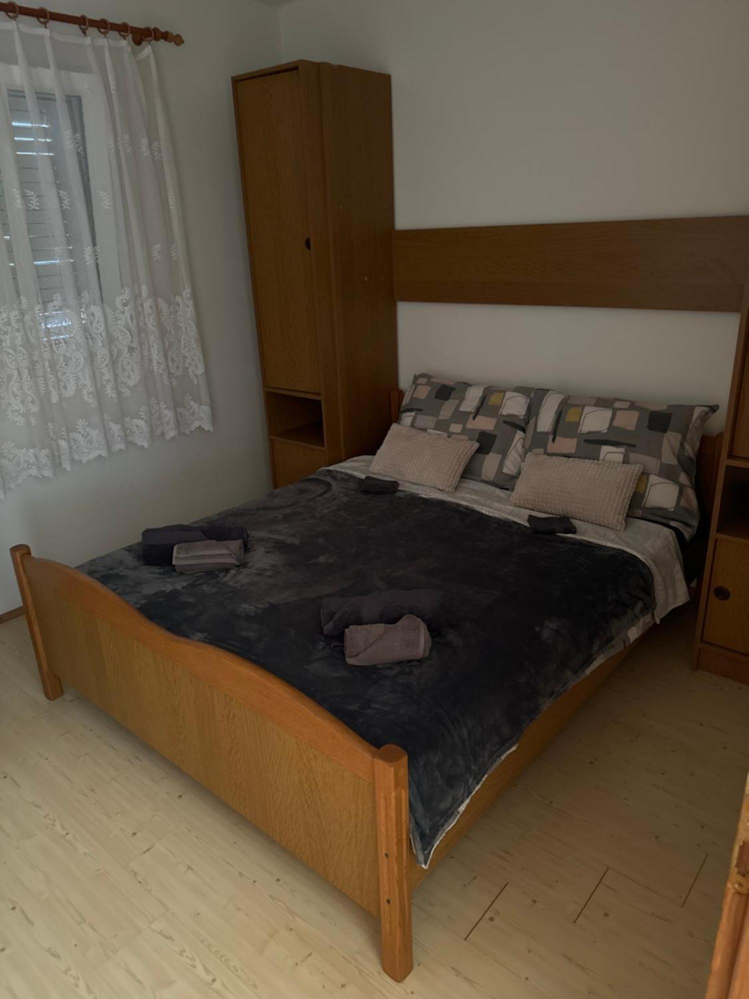 Apartman J&B Apartment Vir Exterior foto